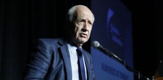 La CGT le responde a Lavagna