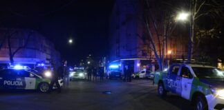 A pesar del anuncio de aumento salarial, la Policía Bonaerense continúa con las protestas