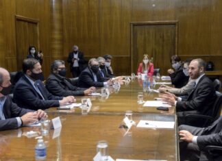 Con apoyo de la UOCRA, el Gobierno impulsa la construcción