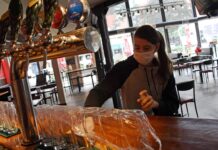 Los locales gastronómicos podrán atender puertas adentro en CABA