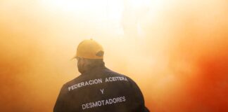 Continúa la huelga de aceiteros y se endurece el conflicto con las empresas
