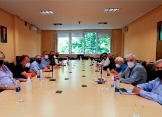 Ferraresi suma a la CGT para avanzar con un nuevo plan de viviendas