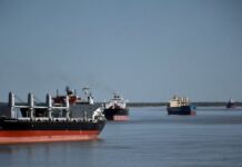 Los recibidores de granos y los sindicatos navales continúan de paro