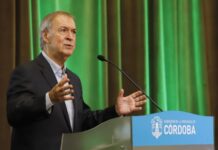 Córdoba: El Gobierno mejoró la oferta salarial para los estatales