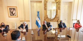El Presidente se reunió con sindicatos y empresas del sector del transporte de cargas