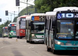 Tras llegar a un acuerdo con las empresas, la UTA levantó el paro