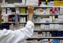 Trabajadores de farmacias exigen una recomposición salarial