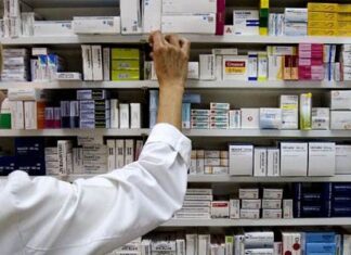 Trabajadores de farmacias exigen una recomposición salarial