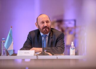 Récord: Formosa anunció un aumento del 42% para los estatales
