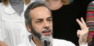 Eduardo López: “Mientras en la Provincia ya vacunaron a 130.000 docentes, en CABA vacunaron 130”