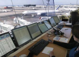 Los controladores aéreos en plan de lucha por salarios y condicciones seguras de trabajo