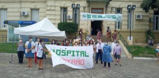 Trabajadores del Hospital Moyano protestaron por la falta de vacunas