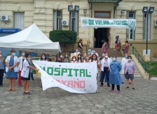 Trabajadores del Hospital Moyano protestaron por la falta de vacunas