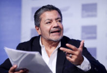 Gerardo Martínez pidió que no se detengan las obras en curso y afirmó que “no son fuente de contagio”