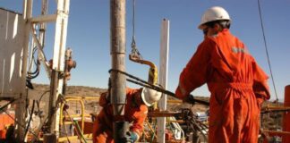 Trabajadores petroleros harán paro en los yacimientos de todo el país