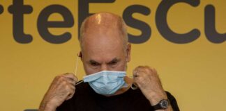Se amplió la denuncia penal a Larreta tras el aumento de las muertes de docentes por Covid-19