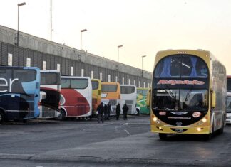 La UTA firmó un acuerdo salarial para los choferes de larga distancia
