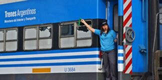 Trabajadores ferroviarios acordaron un aumento salarial del 37,5% y un bono de $15.000