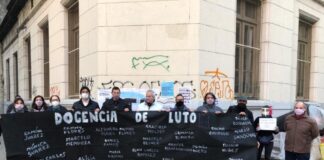 Docentes porteños realizan semaforazos para expresar su rechazo a las clases presenciales
