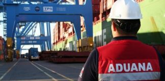 Trabajadores aduaneros harán paro mañana para exigir la urgente vacunación del personal