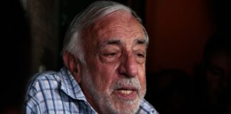 Roberto Fernández: “Acá no hay plata que alcance”