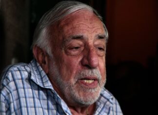 Roberto Fernández: “Acá no hay plata que alcance”