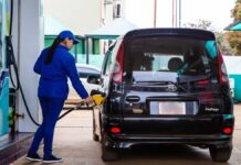 Una estación de servicio de Mendoza deberá indemnizar a una trabajadora por obligarla a usar calzas