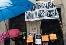 Trabajadores de casas particulares acordaron un incremento salarial del 42%