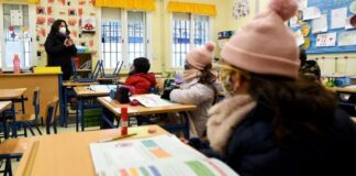 Docentes porteños: “Con bajas temperaturas es imposible sostener la continuidad pedagógica de forma presencial”