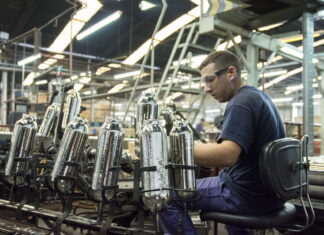 Alentador: la industria creció 8,2% en junio