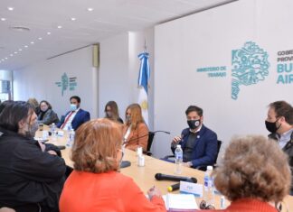 El Gobierno bonaerense ofreció un aumento salarial del 45,5% a docentes