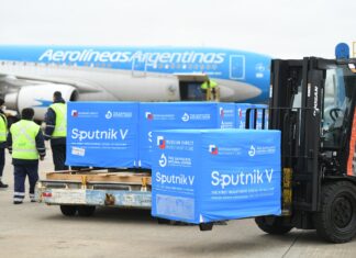 Llegan 400 mil dosis del componente 2 de Sputnik V y 204 mil de Astrazaneca