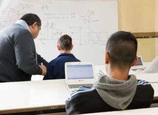Paritarias: Trabajo homologó el acuerdo de Docentes Privados