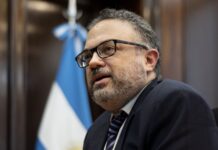 Matías Kulfas: “La economía se está poniendo de pie”