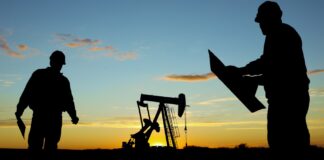 Petroleros: adelantan el pago de 15% de la paritaria a diciembre