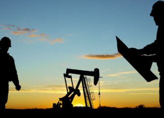 Petroleros: adelantan el pago de 15% de la paritaria a diciembre