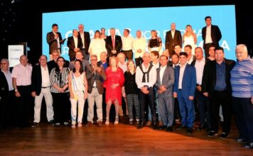 Barrionuevo asumió al frente de los gastronómicos a nivel nacional y echó a Camaño de la Obra Social