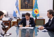 Kicillof dará un bono de $20 mil para estatales y un nuevo aumento a la Policía