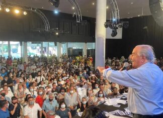 Comercio: Muerza por la fuerza intentó interrumpir la asamblea en parque norte