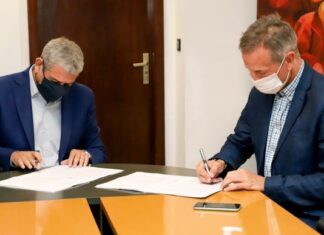 Ferraresi firmó un convenio para la construcción de más viviendas junto al Sindicato del Seguro