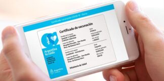 Argentina encara la tercera ola con el más del 70% de la población vacunada y el pase sanitario en marcha