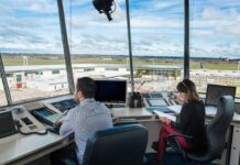 Los Controladores Aéreos anunciaron medidas de fuerza para este martes por reclamo de paritarias y sobrecarga laboral