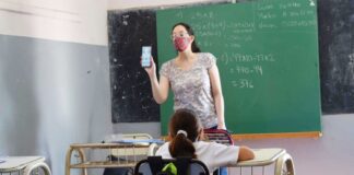 El salario inicial docente es la mitad del mínimo para no ser pobre