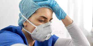 “Si mañana llegas a volver así vestida, no te subo más al colectivo”: la fuerte advertencia de un chofer a una profesional de la salud