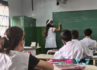 Paritaria docente: acuerdo por un aumento total del 45,5%