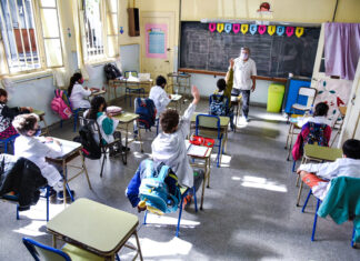 Paro docente para el día del inicio de clases