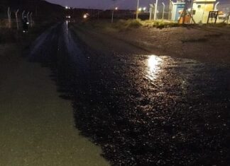 Derrame de petróleo en un yacimiento del norte de Santa Cruz