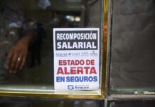 El Sindicato del Seguro se movilizó para exigir la reapertura de las paritarias