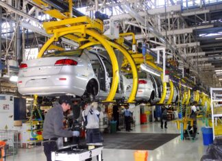 Industria automotriz: SMATA y los empresarios le reclaman al Gobierno dólares