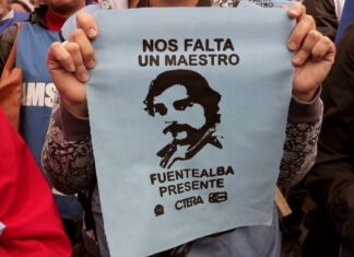 Docentes paran y marchan a 15 años del asesinato del maestro Fuentealba